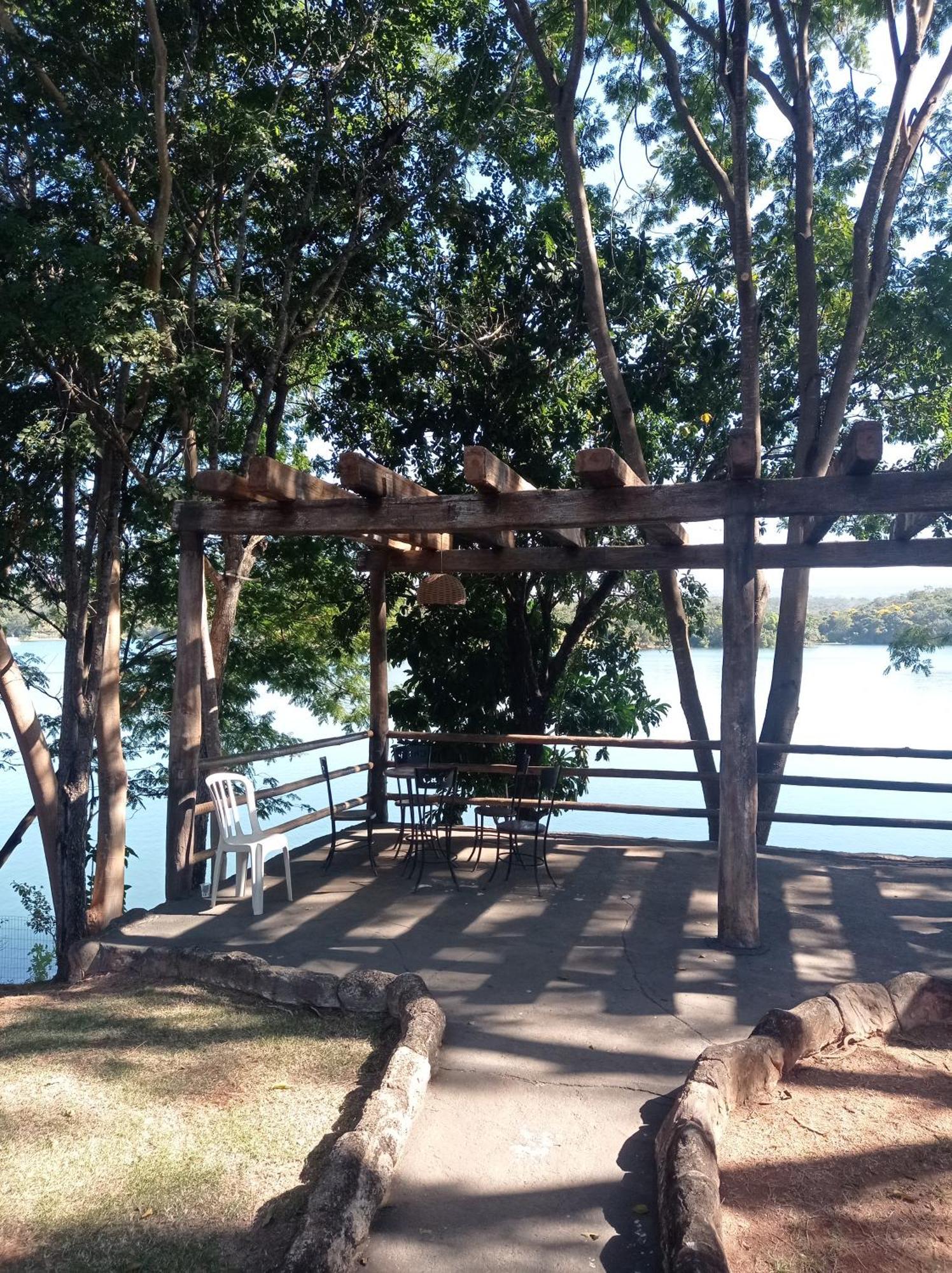 Flat No Pontal Do Lago Caldas Novas Exterior photo
